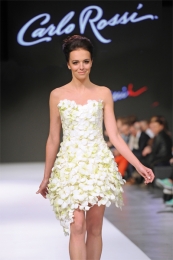 Suknia Carlo Rossi „najsłodszą” kreacją na Fashion Week Poland