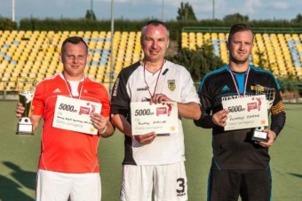Jedyny taki mecz. Piłkarze Tyskie Cup zagrali dla potrzebujących. 