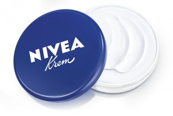 NIVEA Creme powraca do nazwy NIVEA Krem, aby podkreślić polskie korzenie i więź z Polakami 