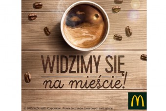 McDonald’s po raz kolejny częstuje poranną kawą całkiem za darmo.