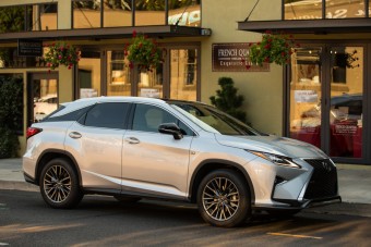 Lexus RX zwycięzcą pierwszego rankingu Ward’s 10 Best User Experiences