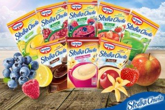 Dr. Oetker wspiera reklamowo linię produktów Słodkiej Chwili.