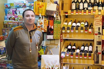 Mały handel dojną krową rządu?