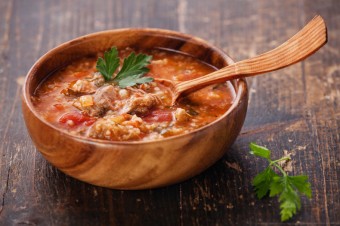 Czerwona zupa z ryżem Basmati marki Britta
