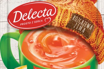 Owocowy kubek Delecta na rozgrzewkę 