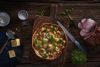 Wiosenne quiche z cukinią, fetą i szynką
