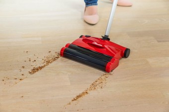 Nowość! Quick & Clean – szczotka elektryczna nowej generacji marki Vileda idealna do codziennego sprzątania 