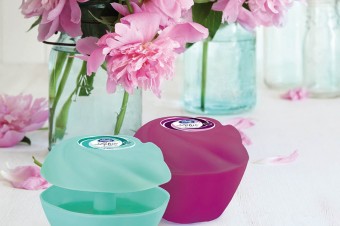 Nowe zapachy odświeżacza Lotus już w sprzedaży