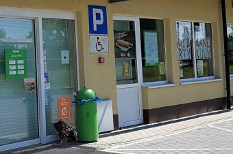 Zakaz handlu w niedziele wykańcza małe sklepy? Eksperci i GUS mają spore wątpliwości