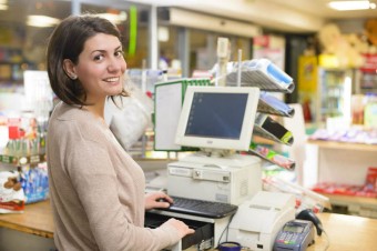 Pracodawcy branży handlowej nie odpoczywają w wakacje