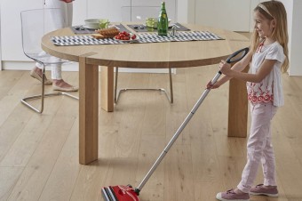 Domowe porządki z dzieckiem, czyli jak rozpocząć lekcje sprzątania