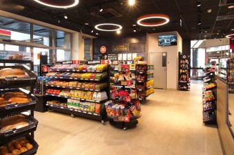 Sklep i kawiarnia Circle K – nowy punkt na kulinarnej mapie Warszawy