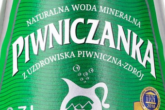Piwniczanka w szklanych butelkach