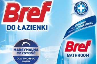 Bref debiutuje w łazience