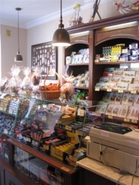 Wawel rozszerza sieć salonów firmowych