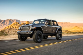 Nowy Jeep® Wrangler Rubicon 392 łączy legendarne zdolności 4x4 z silnikiem V8 o mocy 470 KM 