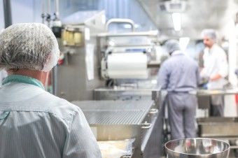 FPP: Zwolniony z ZUS i PIT bon 500+ na posiłki dla pracowników to ratunek dla gastronomii i rolnictwa