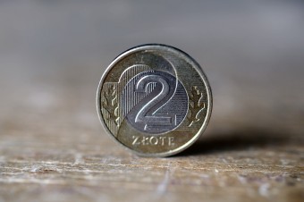 Złotówka pomimo recesji będzie się umacniać?