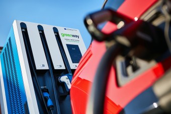 Auchan Krasne z ładowarkami do samochodów elektrycznych od GreenWay