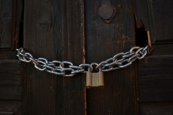 Polska gospodarka powinna poradzić sobie z dwutygodniowym lockdownem. Dłuższe zamknięcie może być bardzo niebezpieczne.