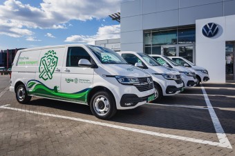 Żabka powiększa swoją flotę o elektryczne Volkswageny Transportery 6.1 ABT