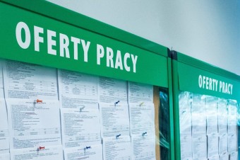 Firmy znowu zaczęły szukać pracowników. Najwięcej ofert w handlu i produkcji 