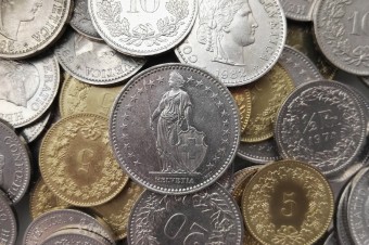 Prawnicy zwracają uwagę na konflikt interesów w sądowych procesach frankowych