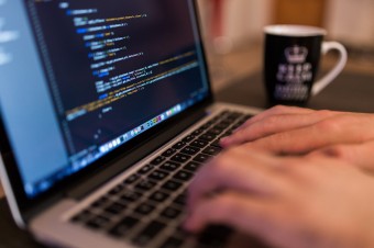 Rektor Uczelni Łazarskiego: Ustawa o cyberbezpieczeństwie wymaga ponownych konsultacji