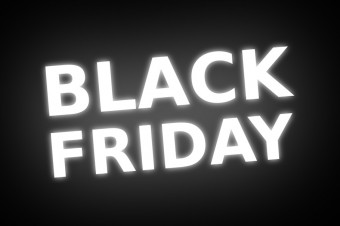 2/3 Polaków zamierza w tym roku polować na okazje podczas Black Friday. Sprzedawcy liczą na rekordowe zakupy