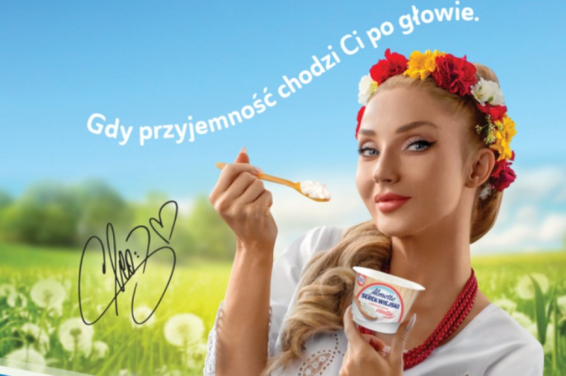 Cleo w kampanii reklamowej nowych serków wiejskich Almette pod hasłem „Gdy przyjemność chodzi Ci po głowie”!