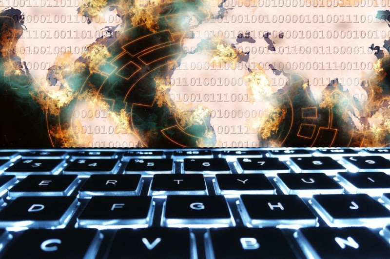 Cyberprzestępstwa w handlu - walka z phishingiem trwa 