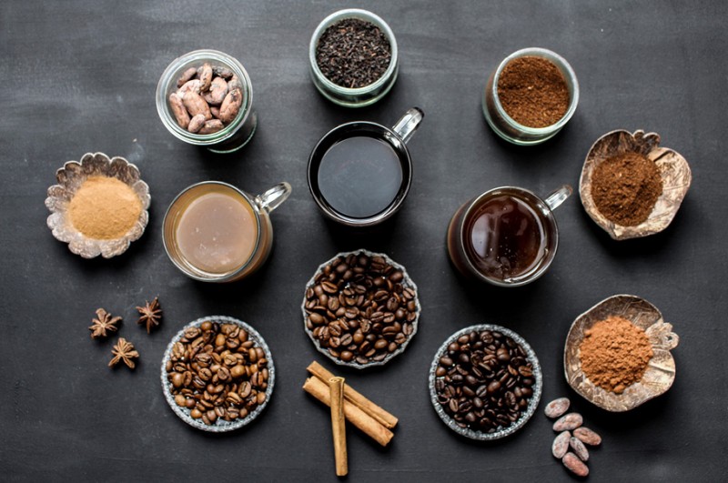 W aromacie poranka – kawa czy herbata?