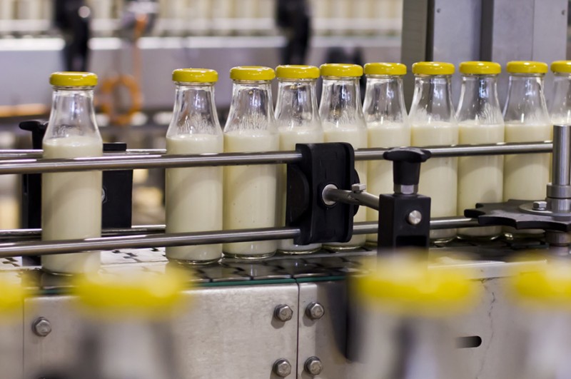 PIH przeciwny włączaniu opakowań po produktach mlecznych do systemu kaucyjnego