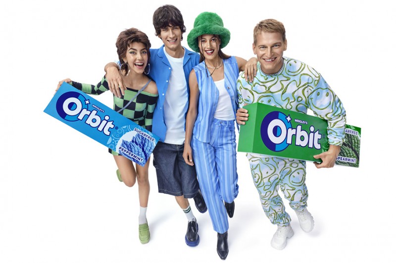 Młodzi modele „robią to, co dodaje im błysku” razem z Orbit®