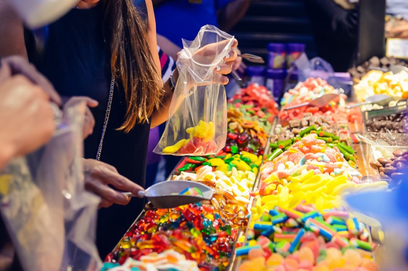 Słodycze i desery oraz napoje liderami wzrostów cen w sklepach