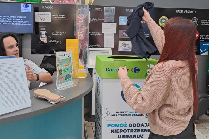 Carrefour rusza z drugą odsłoną akcji, w której sieć płaci za używane ubrania