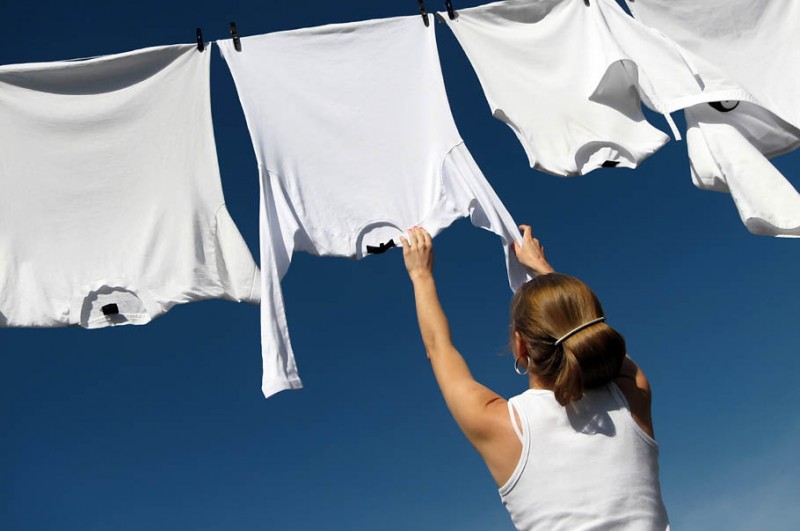 Wielkie pranie i sprzątanie ze szczyptą innowacji – co wybierają konsumenci?