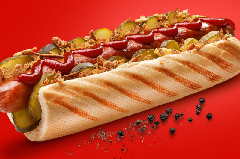 Hot-dog z kiełbaską z Podlasia - nowość w Caffe MOYA
