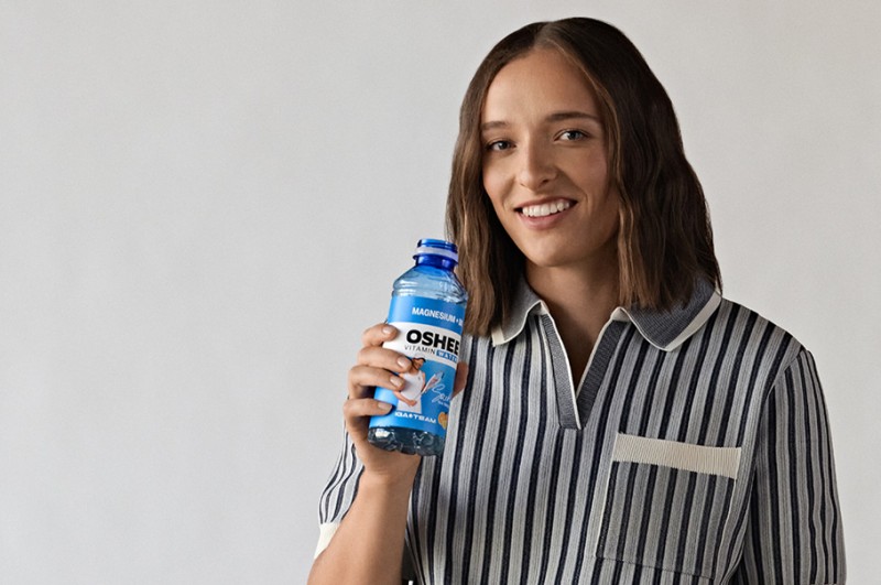 „Hydrate for Great Moments” - nowa kampania OSHEE z Igą Świątek