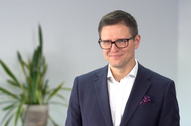 Do 2030 roku liczba plastikowych opakowań w e-handlu modowym może się podwoić