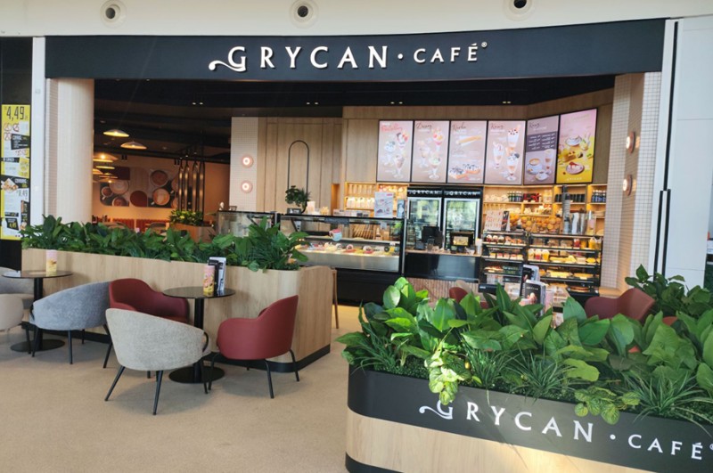 Grycan z kolejnymi zrewitalizowanymi lokalami  pod szyldem Grycan Café 