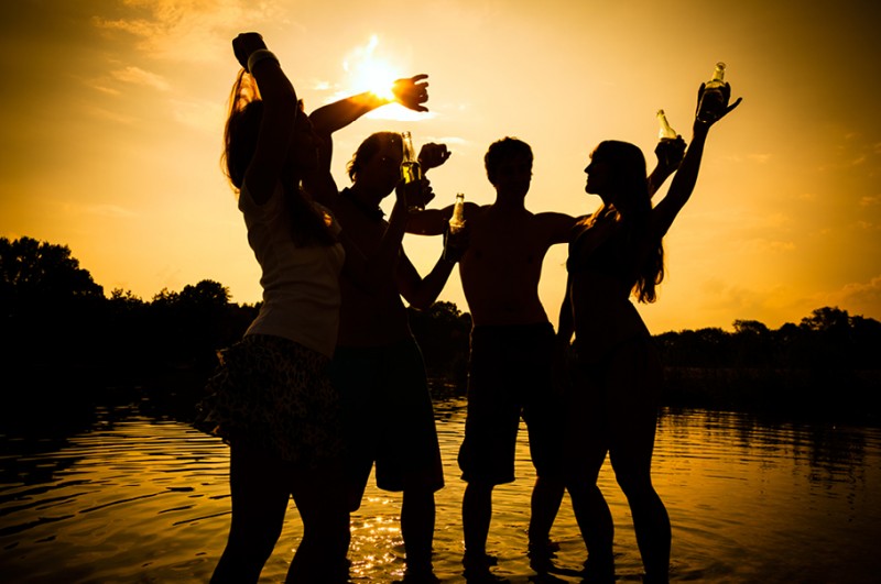 Ponad 80 proc. Polaków w wieku 18-25 lat spożywa alkohol