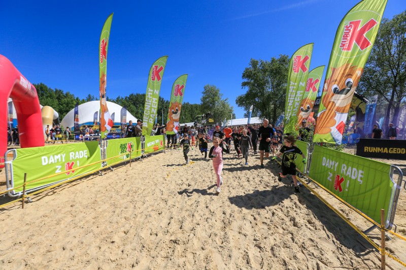 Kolejny rok Kubuś zachęca najmłodszych do sportowej zabawy na trasie Runmageddonu