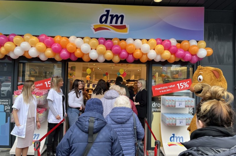 Drogeria dm otworzyła 2 nowe sklepy i przekracza liczbę 70 drogerii w Polsce