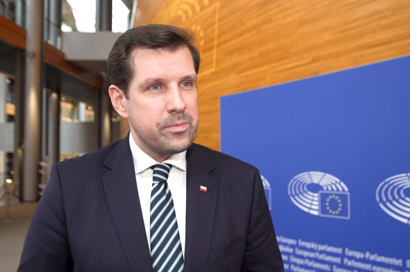 Prace nad uproszczeniami w sprawozdawczości dla firm na ostatniej prostej