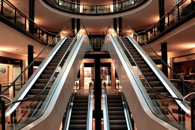 Centra i galerie handlowe tracą klientów