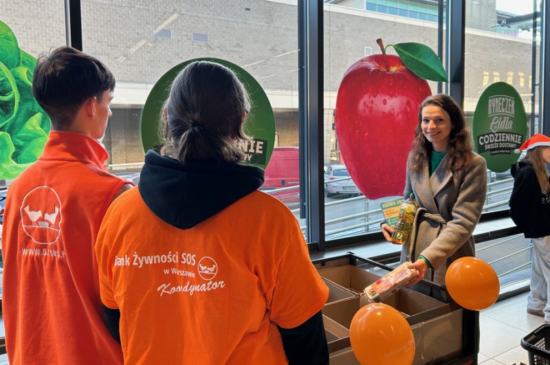Ponad 83 tony żywności! Wyniki świątecznych zbiórek w sklepach Lidl Polska