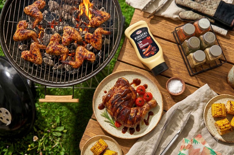 Sezon BBQ: jeden trik, dzięki któremu mięso z grilla wygląda i pachnie jak z food trucka