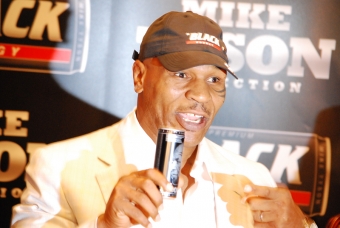Mike Tyson twarzą napoju energetycznego BLACK