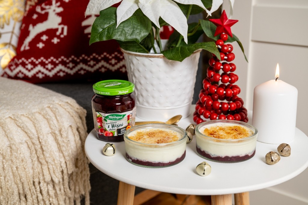 Makowe_creme_brulee_z_konfitur___wi__niow___Herbapol.jpg